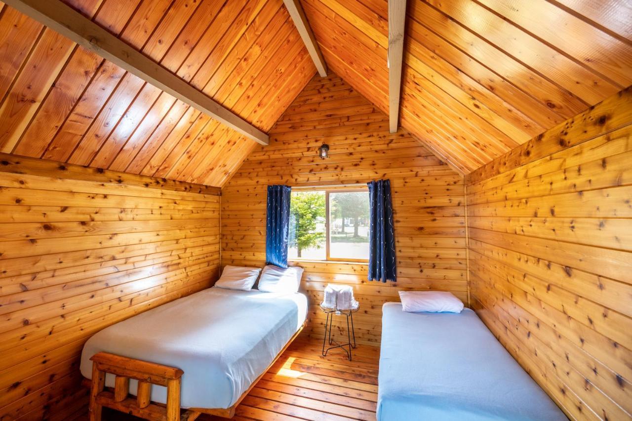 Redwood Coast Cabins And Rv Resort ユーレカ エクステリア 写真